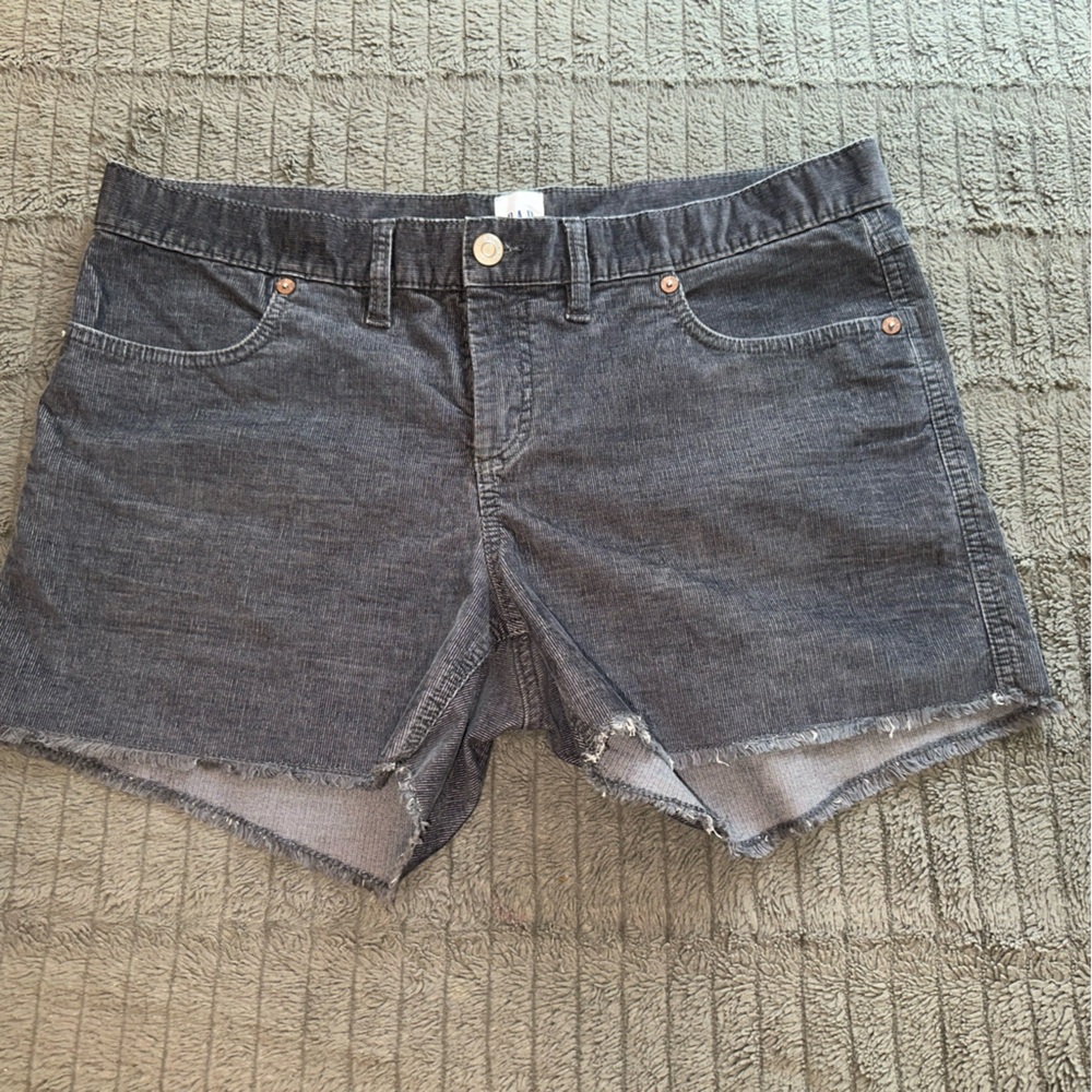 Gray corduroy fringe cutoff